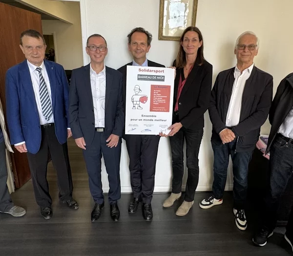 Le Barreau de Nice en fer de lance
